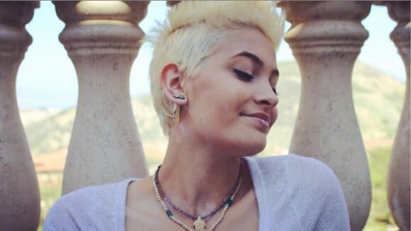 Paris Jackson : son nouveau look étonnant... à la Miley Cyrus