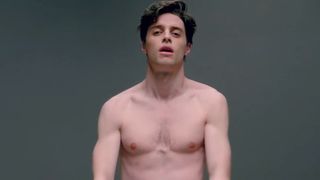 Clip "Young Rich and Radical" : Club Cheval milite pour une healthy life