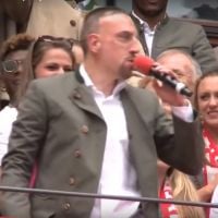 Franck Ribéry : ce moment gênant où il chante &quot;Aux Champs-Elysées&quot; face aux supporters allemands