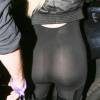 Khloé Kardashian trahit par son legging transparent le 14 mai 2016