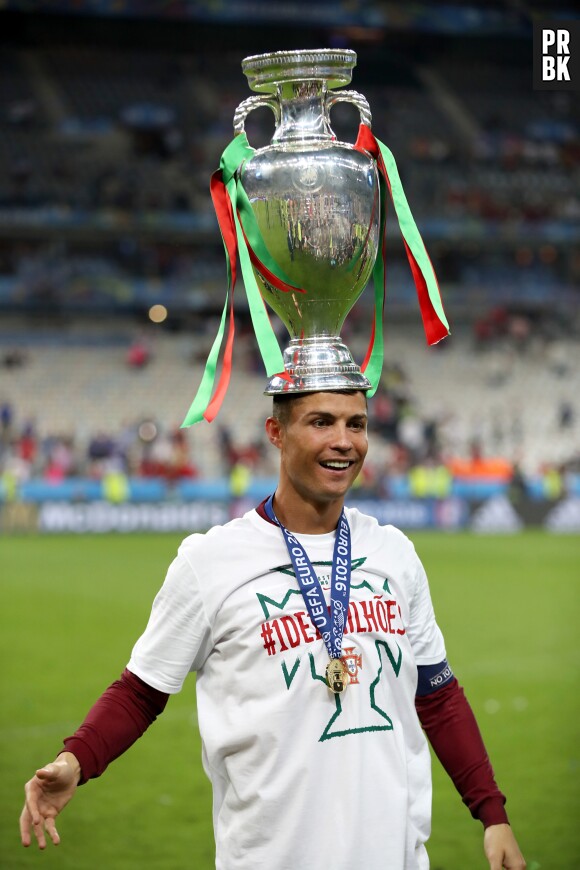 La coupe de l'Euro, meilleure pansement pour Cristiano Ronaldo, blessé au genou