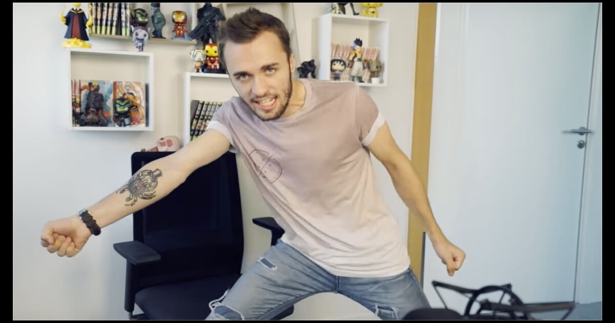 Squeezie : la vérité sur son tatouage (re)dévoilée - PureBreak