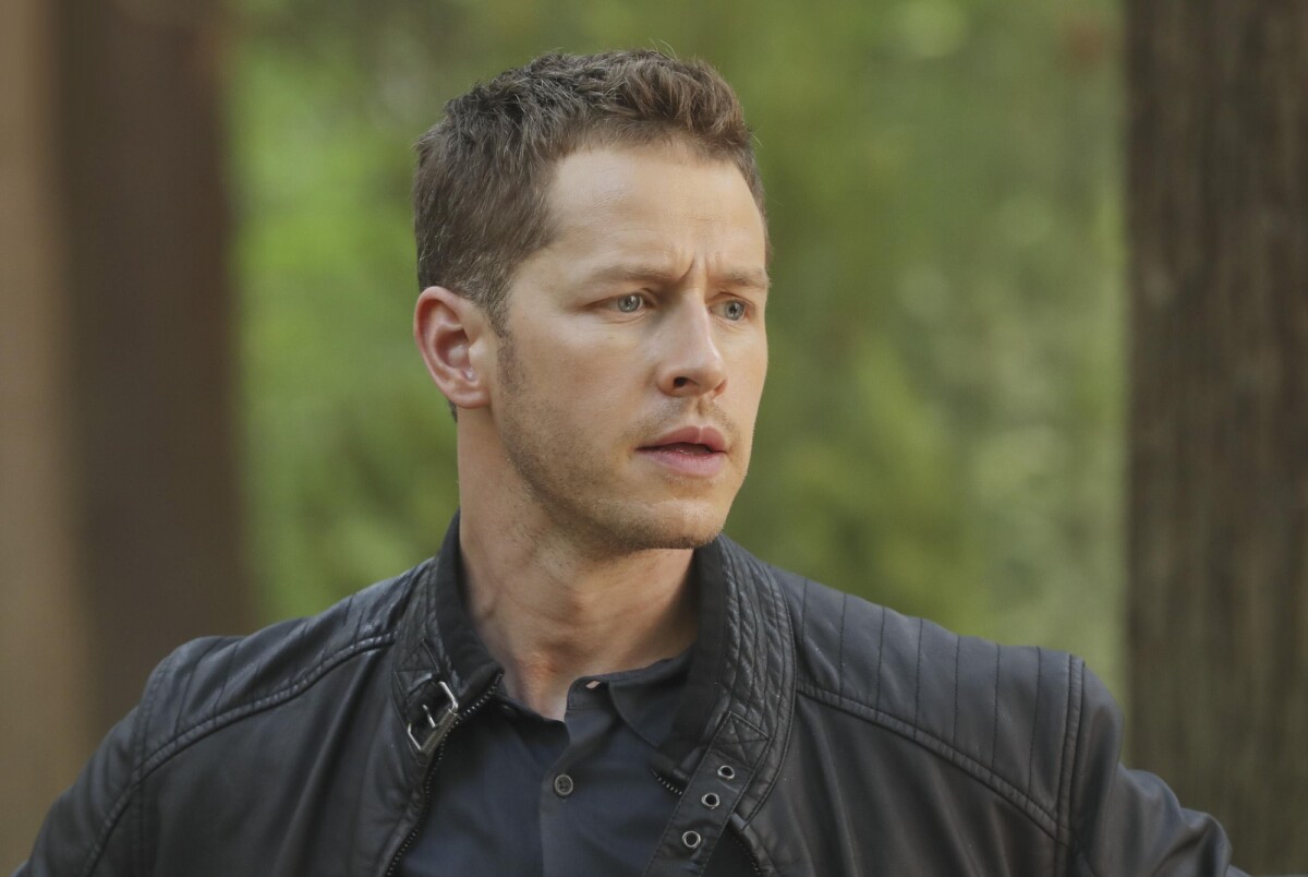 Photo : Once Upon a Time saison 6, épisode 1 : David (Josh Dallas) sur