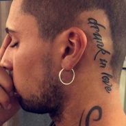 Eddy (Les Anges 8) se fait un tatouage... sur le crâne 😱
