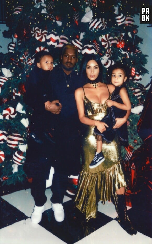 Kanye West a répondu aux rumeurs de divorce avec Kim Kardashian en prouvant qu'il était présent pour le réveillon de Noël