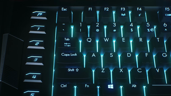 Acer 21X : découvrez le PC qui coûte aussi cher qu'une voiture ! ?