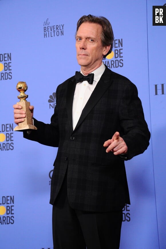 Hugh Laurie gagnant aux Golden Globes 2017 le 8 janvier à Los Angeles