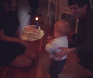 Louis Tomlinson fête le premier anniversaire de son fils Freddie avec Briana Jungwirth