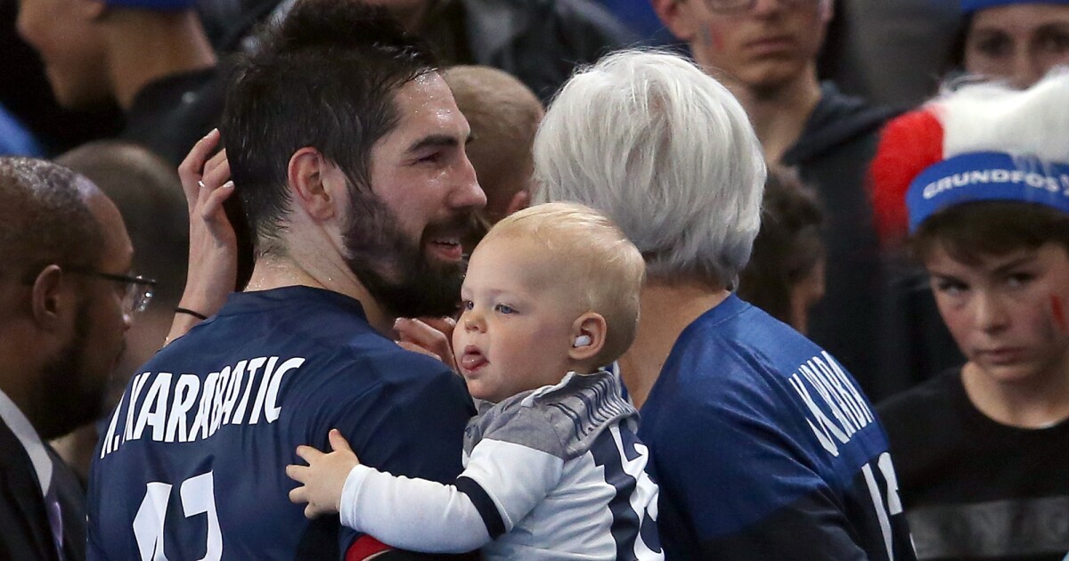 Nikola Karabatic Papa Poule Avec Son Fils Alek La Star Des Bleus Va Vous Faire Craquer Purebreak