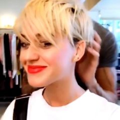 Katy Perry dévoile sa coupe courte à la Miley Cyrus en photos et vidéo 💇