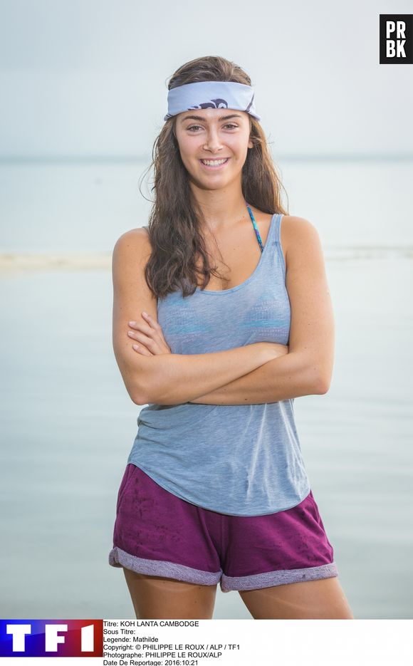 Mathilde (Koh Lanta 2017) et Bastien en couple, ils s'affichent en plein bisou