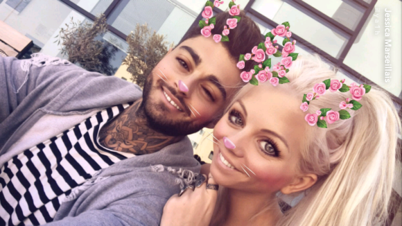 Jessica Thivenin et Thibault Kuro en couple... mais déjà séparés par un tournage