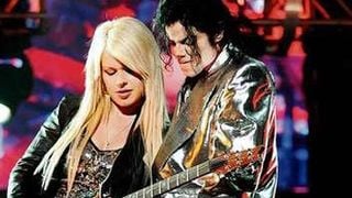 Orianthi ... la guitariste principale de Michael Jackson sort de l’ombre