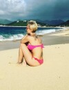 Gaëlle Petit sexy à la plage pour des vacances paradisiaques