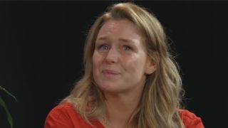Aurélie Van Daelen bientôt mariée ? En larmes, elle fait une triste révélation