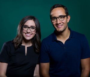 NBC lance Stay Tuned, le 1er JT sur Snapchat, qui sera animé par Savannah Sellers et Gadi Schwartz.