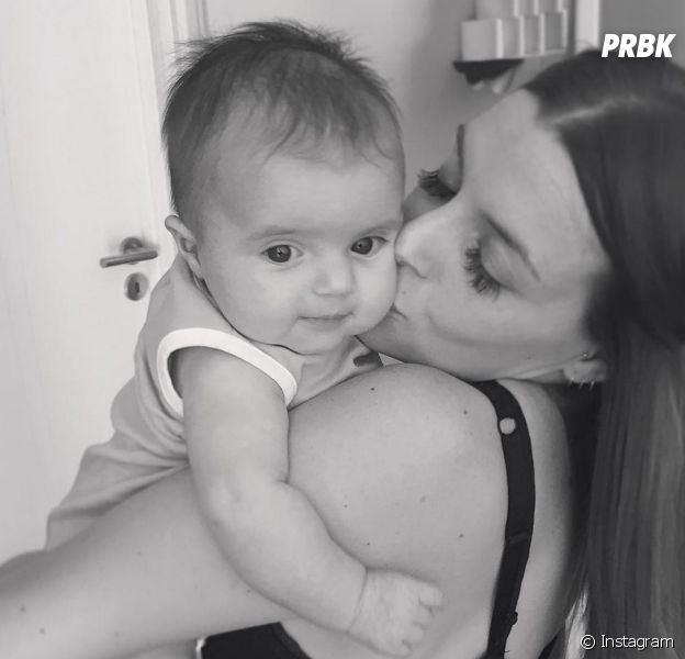 Alexia Mori : de nouvelles photos trop chou de sa fille Louise