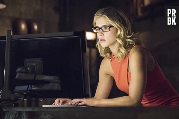 Arrow saison 6 : Felicity au coeur d'une intrigue solo très mystérieuse