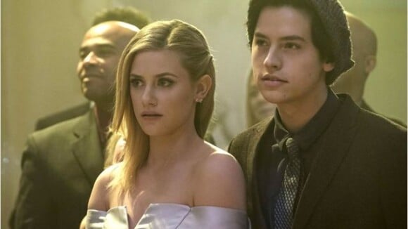 Lili Reinhart (Riverdale) en couple avec Cole Sprouse : elle avait d'abord craqué pour K.J Apa !