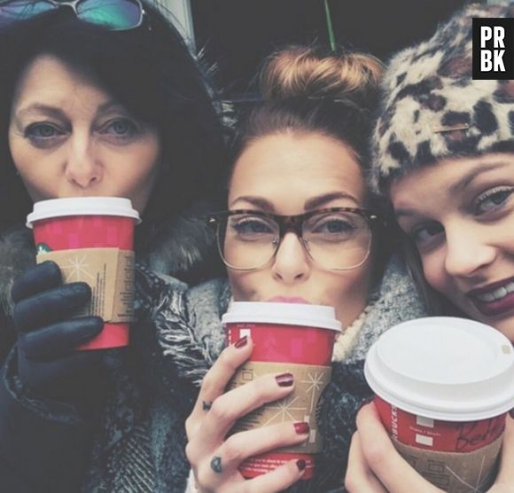 Caroline Receveur : sa soeur Mathilde lui ressemble "comme deux gouttes d'eau" !