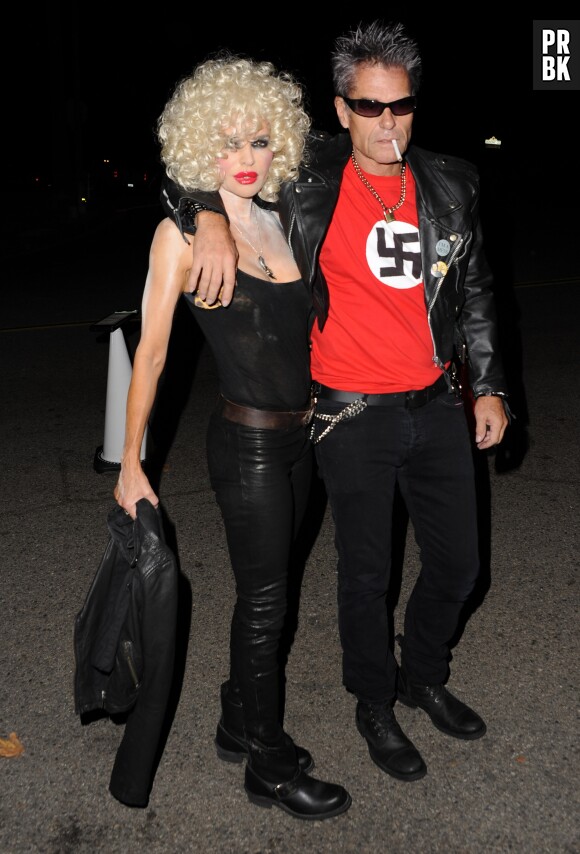 Harry Hamlin et Lisa Rinna déguisés en Sid Vicious des Sex Pistols et Nancy Spungen pour Halloween !