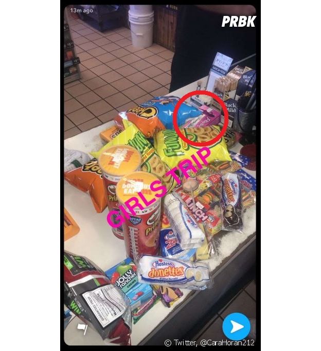 Kylie Jenner pas enceinte ? La photo avec une boîte de tampons qui sème le doute !