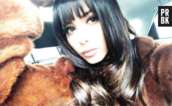 Nabilla Benattia dévoile sa frange sur Instagram
