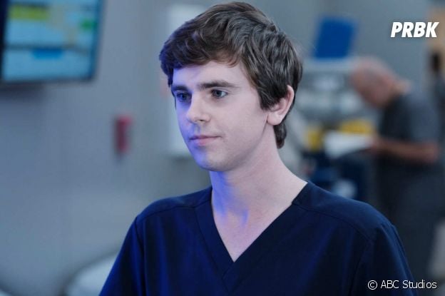 Freddie Highmore dans The Good Doctor