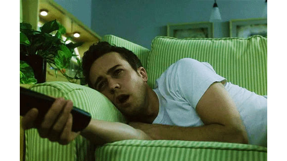 Horreur, le binge-watching serait mauvais pour la santé ?