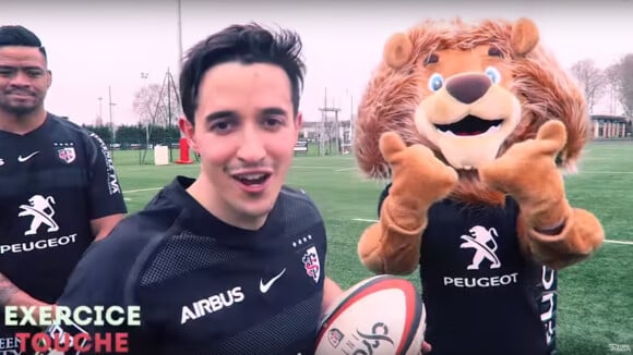 Tibo InShape se fait "massacrer" par les joueurs du Stade Toulousain... et c'est drôle ?