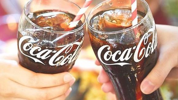 Coca-Cola lance sa première boisson alcoolisée... mais pas chez nous ?