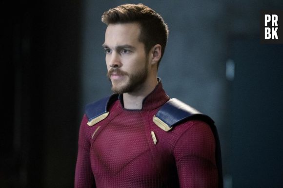 Supergirl saison 3 : Chris Wood va-t-il quitter la série ?