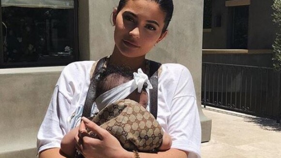 Kylie Jenner : sa fille Stormi (5 mois) a une collection de chaussures qui va vous rendre jaloux