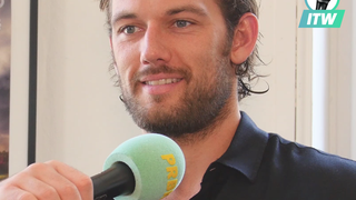 Alex Pettyfer en interview pour The Strange Ones : "Je suis plus ouvert que mon personnage Nick"