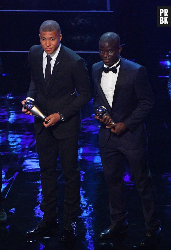 Kylian Mbappé, N'Golo Kanté, Raphaël Varane et Didier Deschamps récompensés par la FIFA !