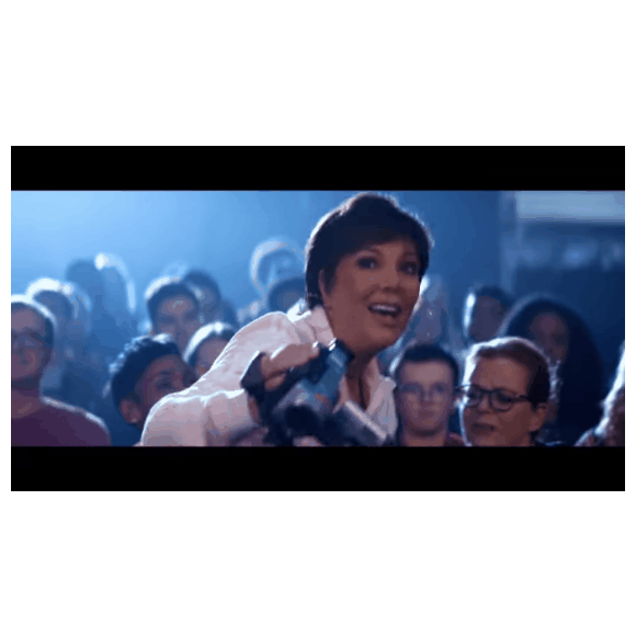 Ariana Grande recrute Kris Jenner dans le clip de "Thank U, Next"