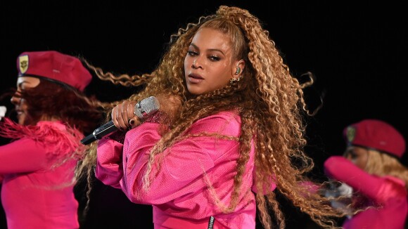 Beyoncé en mode influenceuse : sa séance photo canon signée... Blue Ivy