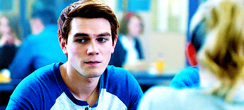 Riverdale saison 3, ces choses qui n'ont aucun sens : Archie et ses guérisons miracles