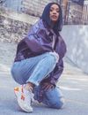 Cardi B pour Reebok : bracelets "slap on", fax, Macarena... La campagne en mode années 1990