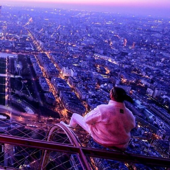 PNL vraiment sur la tour Eiffel dans le clip "Au DD", ils le prouvent en vidéo