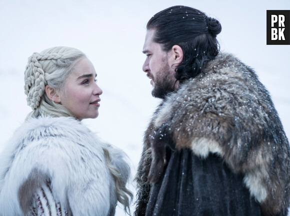 Game of Thrones saison 8 : les acteurs en costumes VS dans la vie