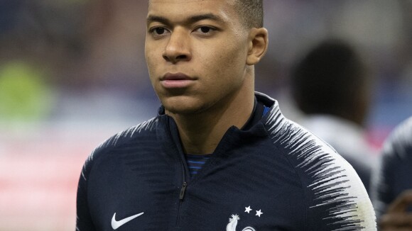 Kylian Mbappé témoin d'un braquage dans un palace à Paris ? Il aurait été "reconnu par les malfrats"