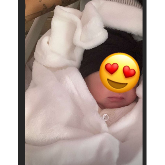 Anaïs Camizuli dévoile une première photo de sa fille