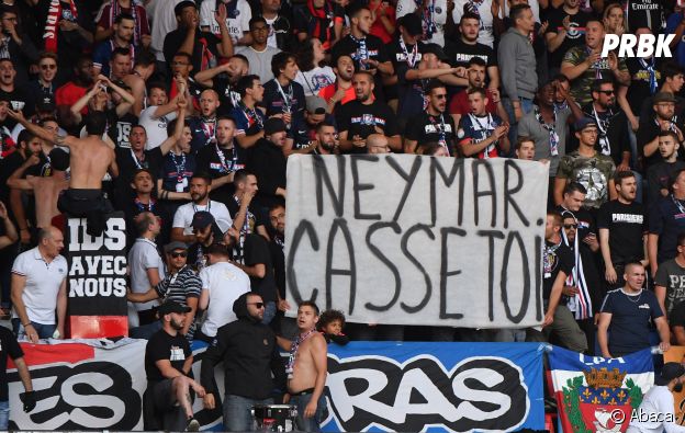 Neymar insulté par des supporters du PSG