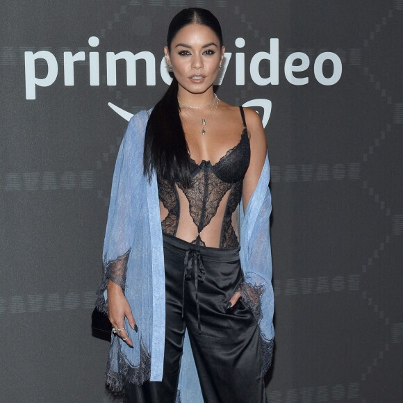 Vanessa Hudgens au défilé lingerie Savage x Fenty