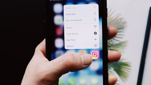 Instagram lance les rooms pour chatter en vidéo... jusqu'à 50 personnes
