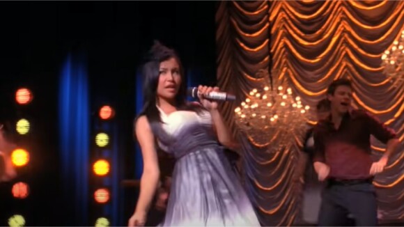 Naya Rivera chante Valerie dans Glee