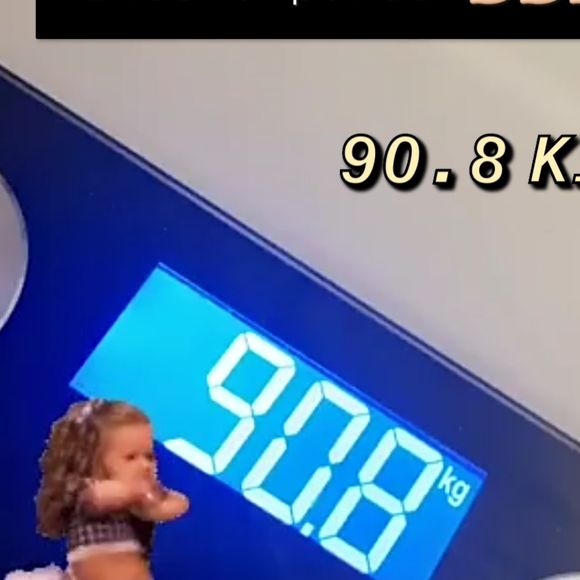 Sarah Fraisou amincie : elle dévoile sa perte de poids (moins 30 kilos) sur Snapchat