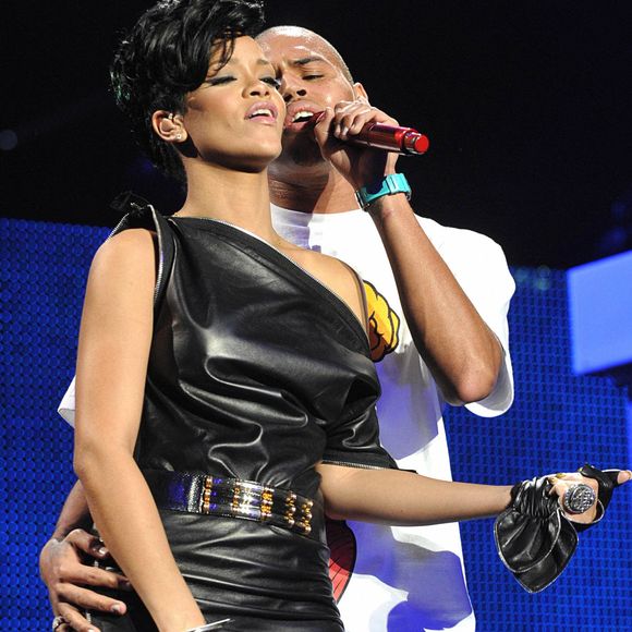 Rihanna avoue malgré l'agression : Chris Brown "était l'amour de ma vie", "je l'aime toujours"