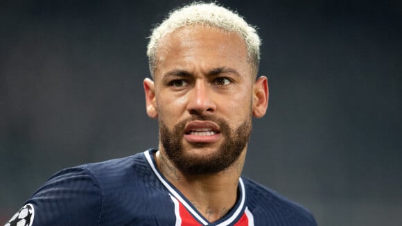 Neymar organise-t-il vraiment une fête géante pour le Nouvel An ? Nouveaux éléments de réponse